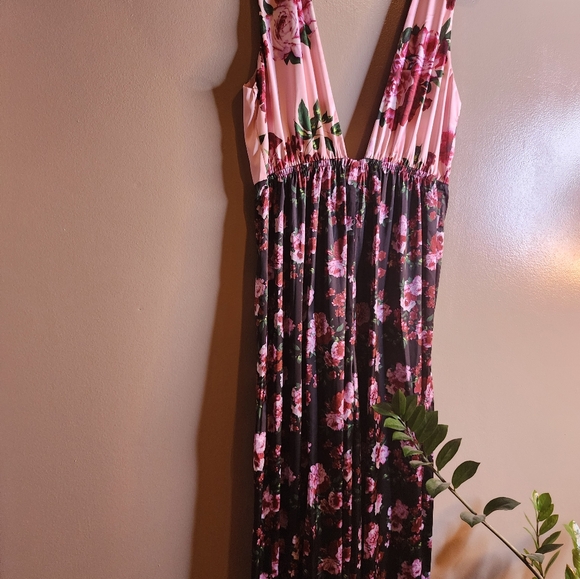 Floral Jumpsuit - Picture 7 of 8